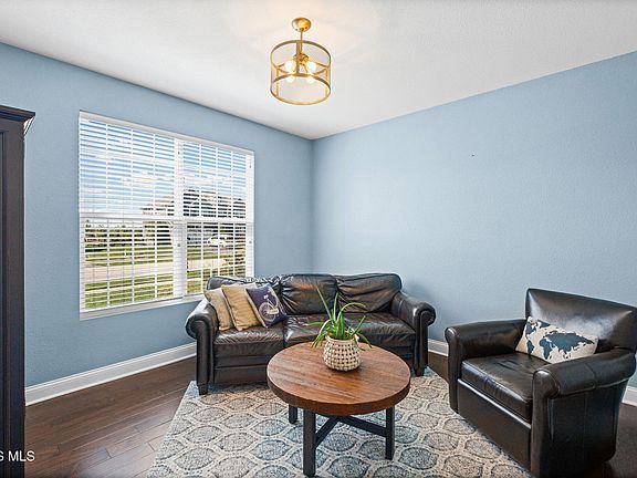 3rd image of 14962 Stonebridge Ln