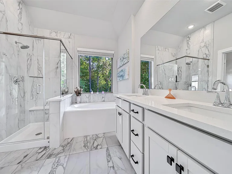 104 Red Cascade Ct — Photo 21