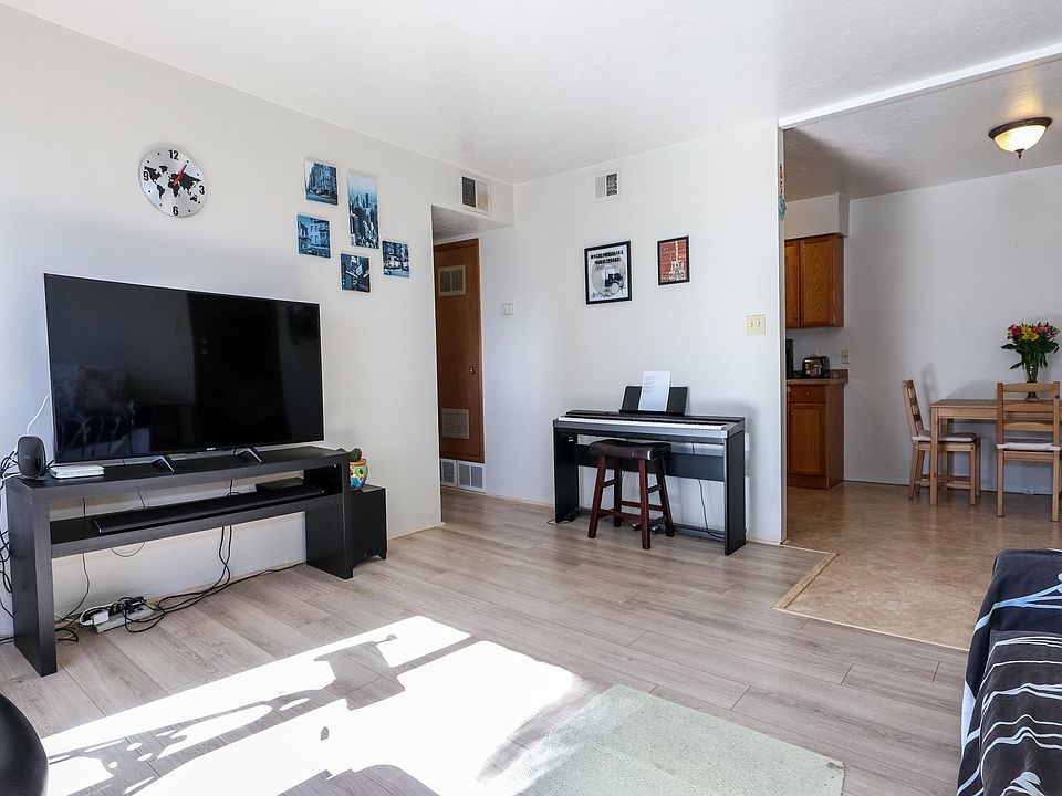 1st image of 6311 N Barcelona Ct Unit 1024