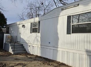 8800 S Harlem Ave Trailer 1308, Bridgeview, IL