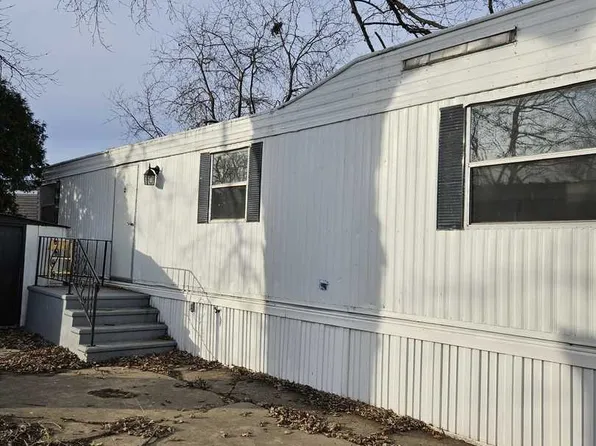 8800 S Harlem Ave Trailer 1308, Bridgeview, IL 60455