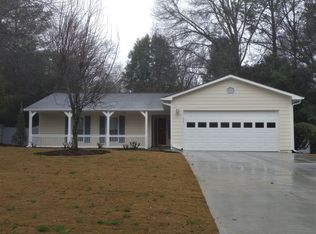 50 Parkmont Dr, Roswell, GA 30076