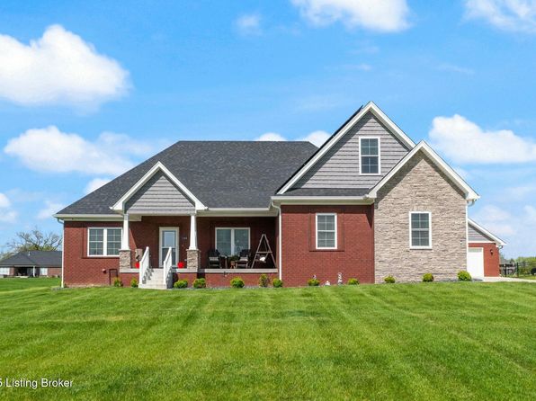 240 Brennan Ct, Shepherdsville, KY 40165