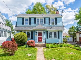 54 Newington Rd, West Hartford, CT 06110