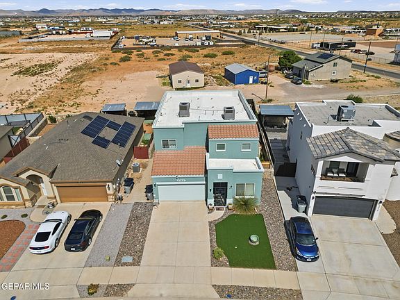 4th image of 4020 Loma Dante Dr