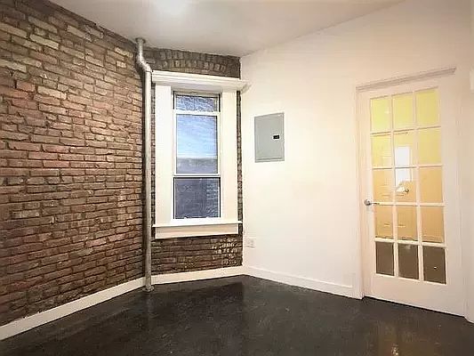 1st image of 104 Forsyth St APT 20