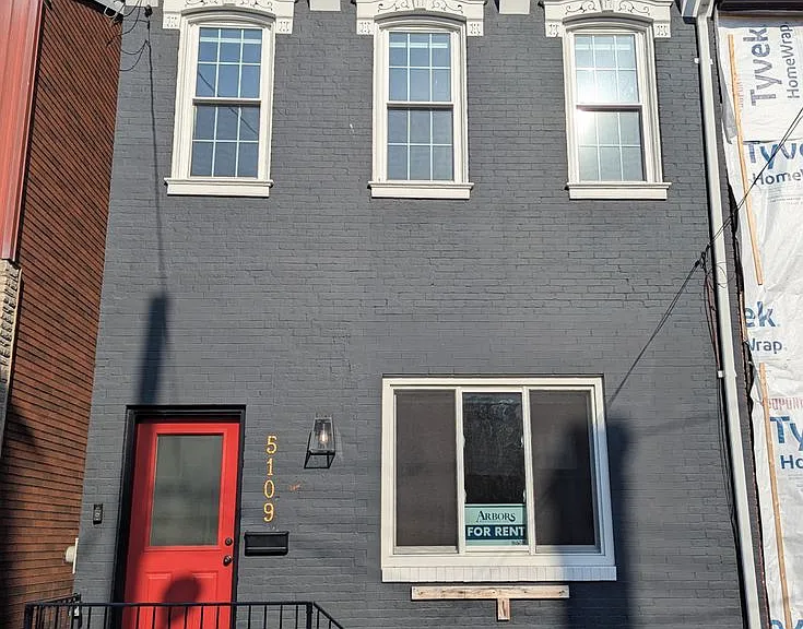 5109 Holmes St — Photo 1