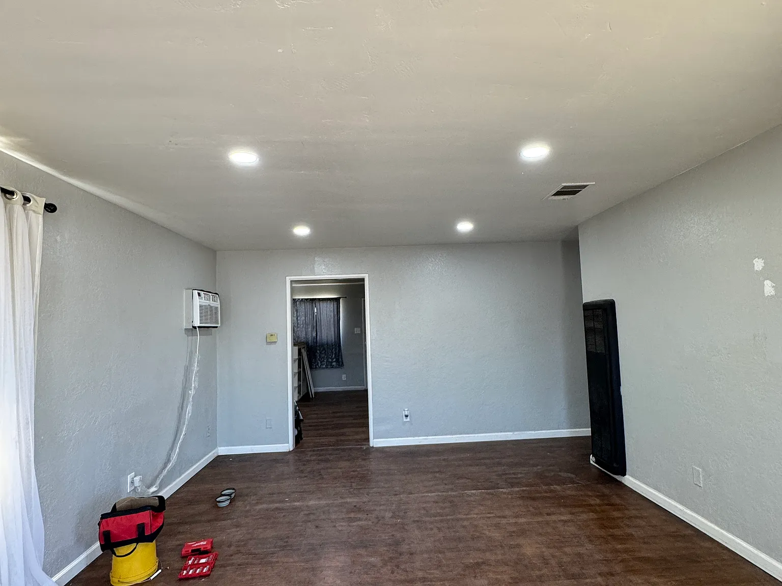 3 bed, 1087 sqft, $1,450 — Photo 3
