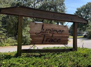 17 Pfitzer Ct, Defuniak Springs, FL 32433