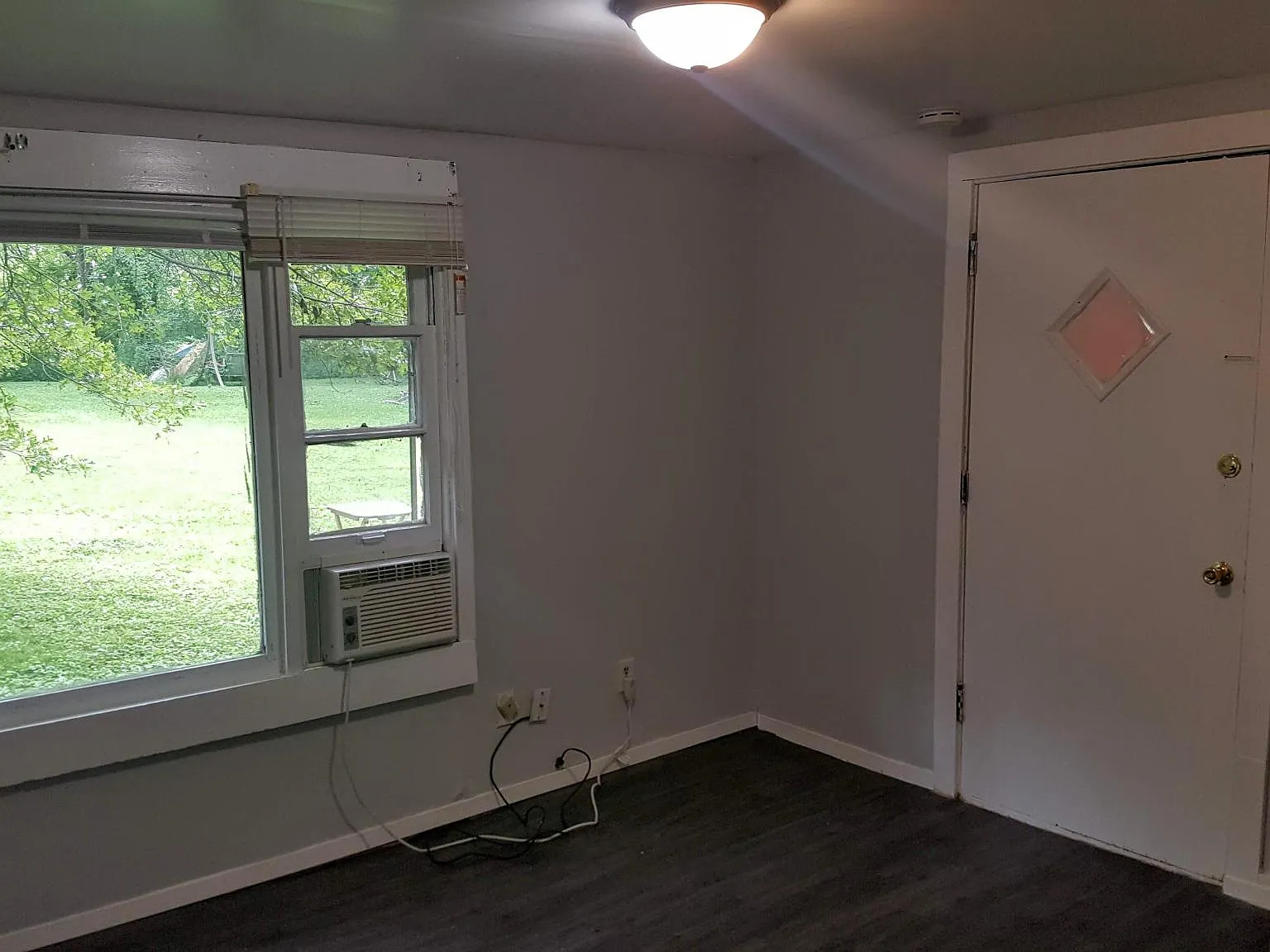 2 bed, 600 sqft, $1,000 — Photo 4