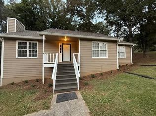 30 Stephen Ct, Dallas, GA 30132