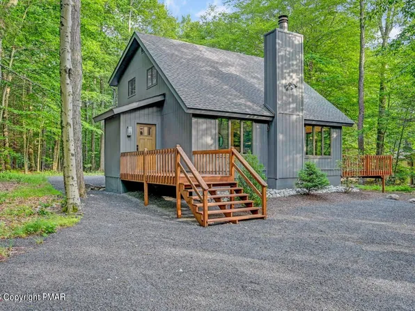 1377 Pine Cone Rd, Pocono Pines, PA 18350