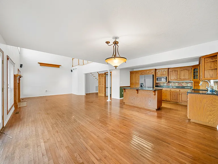 115 Springbrook Point — Photo 9