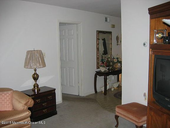 5th image of 49 N Everest Drive
