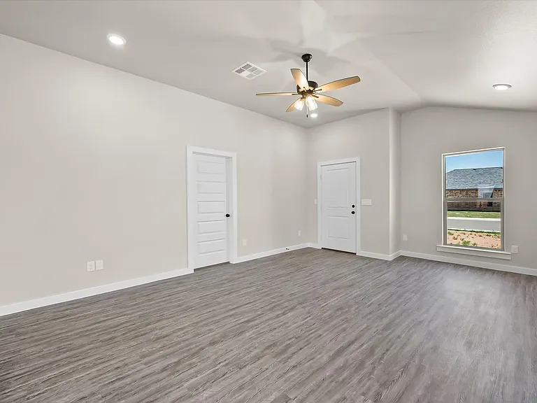 3414 Tiffin Ave — Photo 9