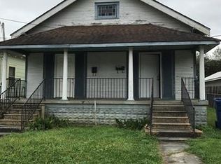 816 Derbigny St, Gretna, LA 70053