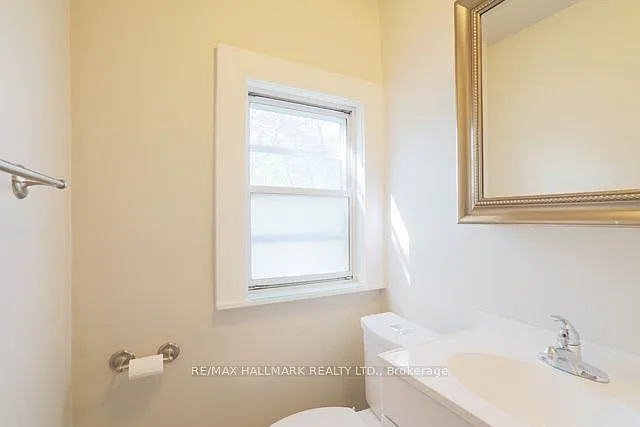 1481 Queen St E #UPPER — Photo 20