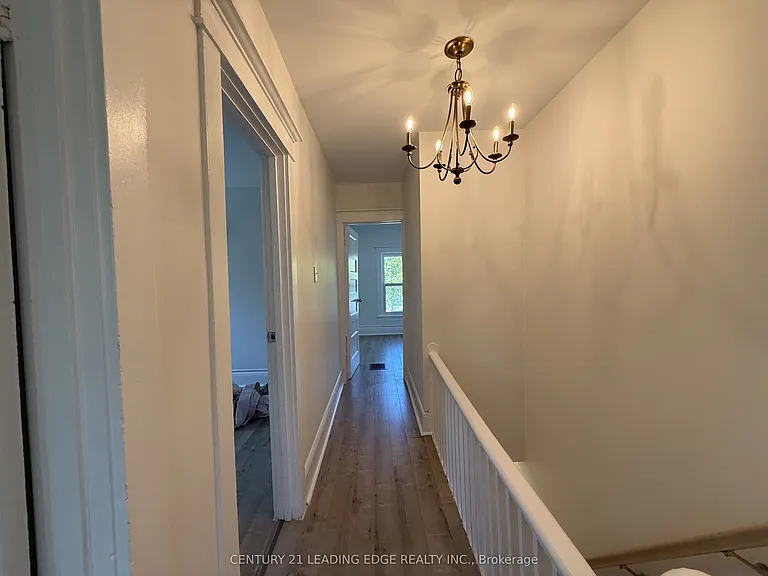 485 Albert St — Photo 28