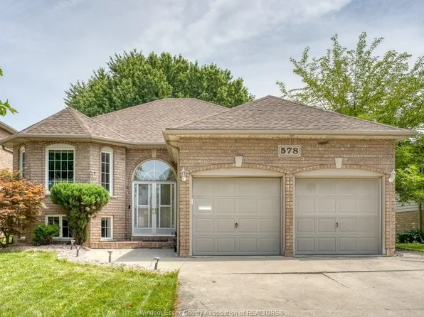 578 Lakeview Ave, Windsor, ON N8P 1E2