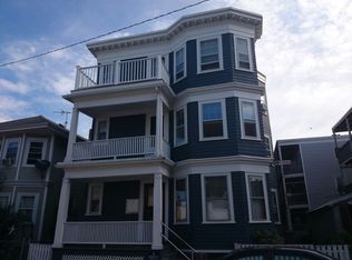 5 W Bellflower St, Dorchester, MA 02125