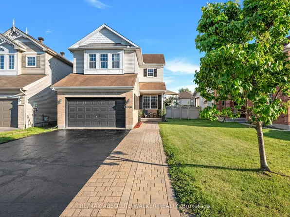 1046 Fieldfair Way, Ottawa, ON K4A 0E2