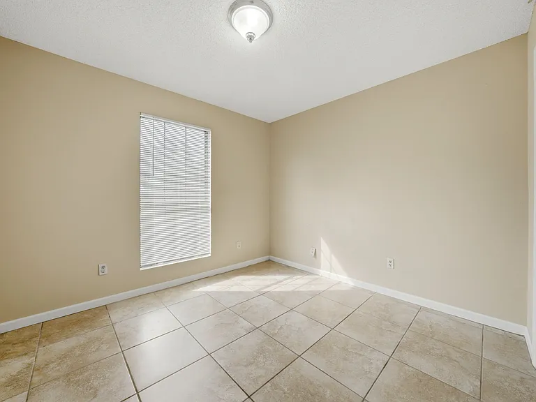 6415 Schoel Ln — Photo 11