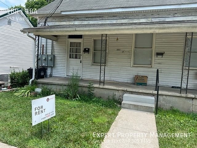 1st image of 552 Vine St APT 1
