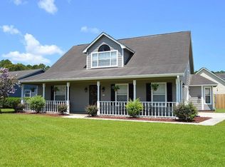 100 Beaver Ct, Kingsland, GA 31548