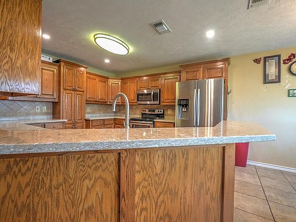 2nd image of 172 W Starlite Dr