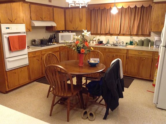 3rd image of 1000 Gaudet Dr