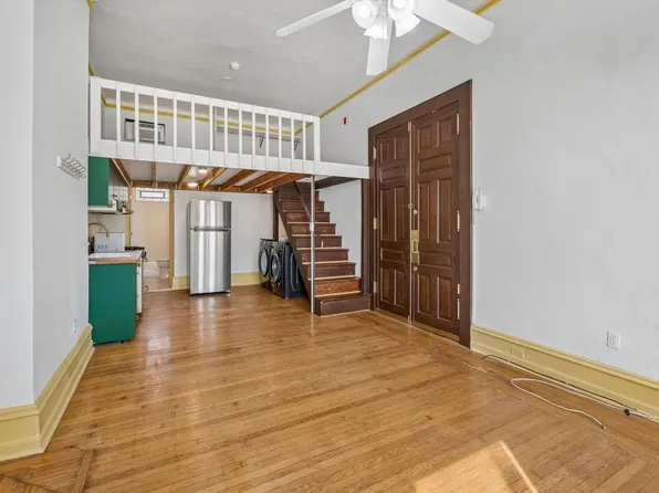 2107 Green St #1FF, Philadelphia, PA 19130