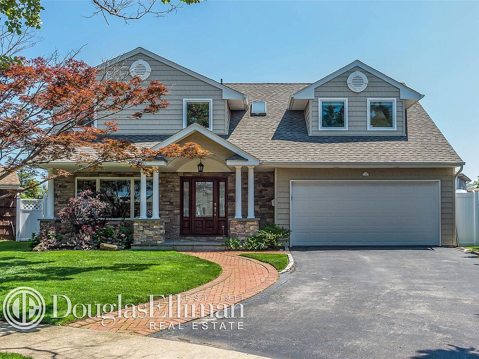 1st image of 194 Bayside Dr