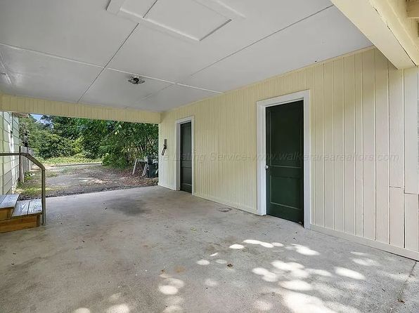 (undisclosed Address)