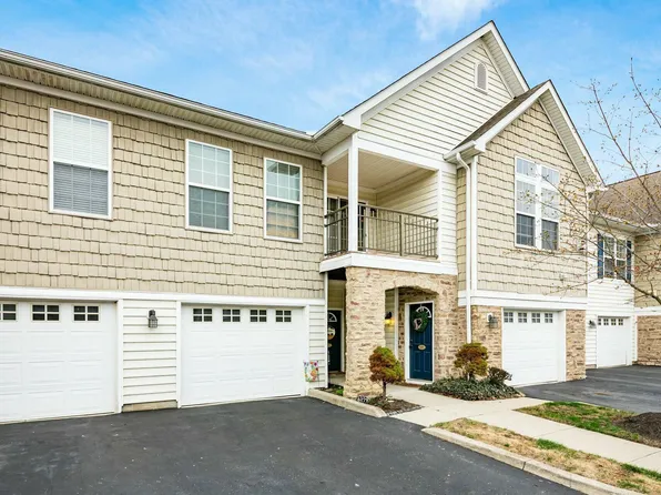 6279 Albany Brooke Dr, Westerville, OH 43081