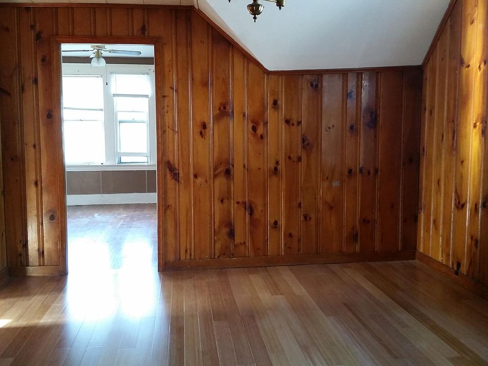 2nd image of 160 William St Floor 3
