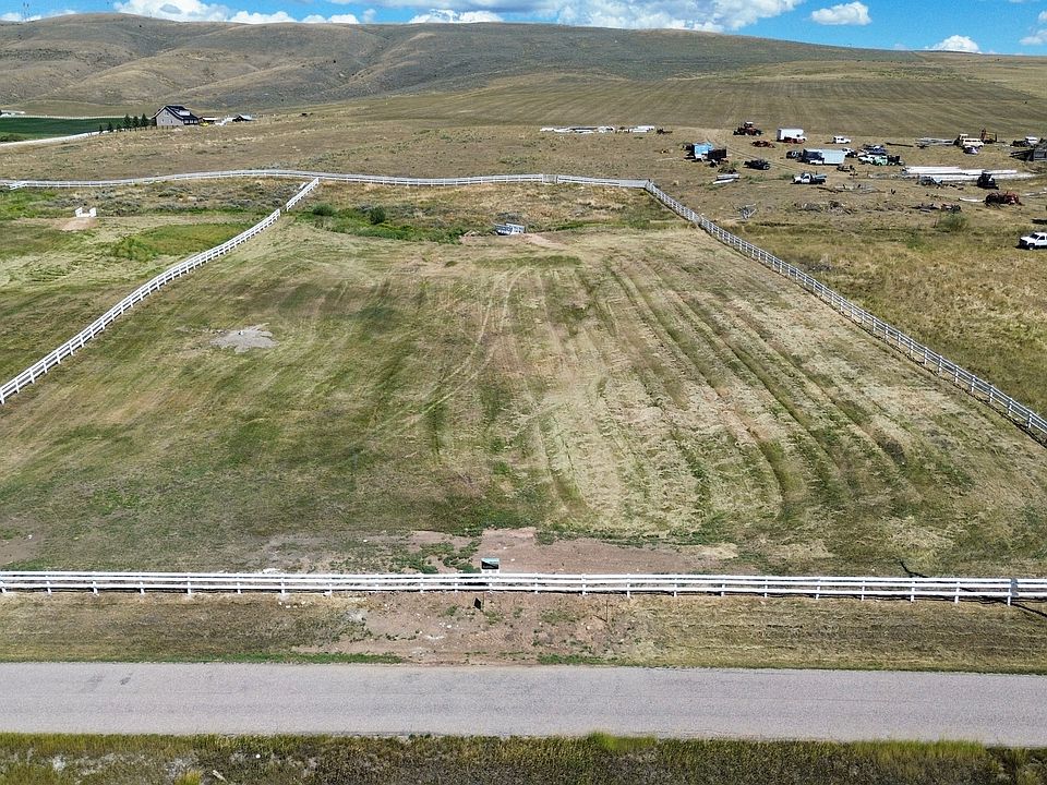 1st image of 1232 Sharon Loop
