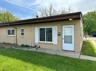 33263 Vine St APT 15, Willowick, OH 44095