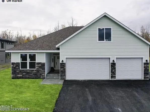 2222 S Sanctuary Dr, Palmer, AK 99645