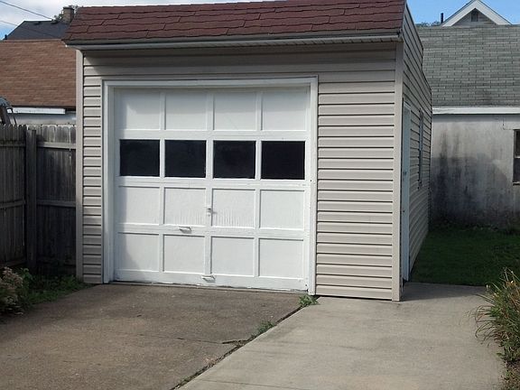 Garage View