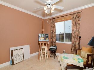 2165 Mabry Dr, Sacramento, CA 95835