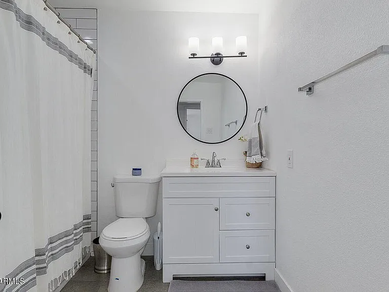 1424 E Broadmor Dr — Photo 23