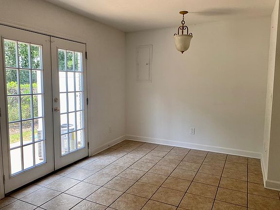 5th image of 1802 Jackson Ave W APT 82