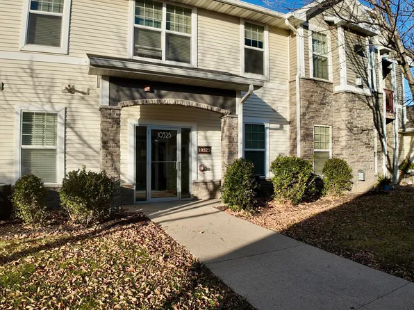 10325 Providence Dr Unit 104, Johnston, IA 50131