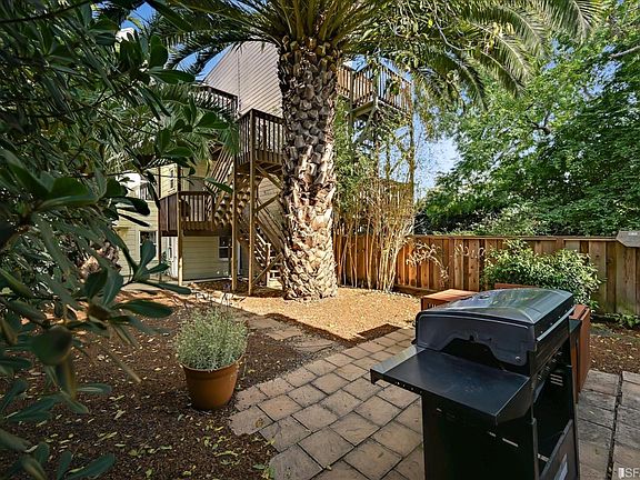 4th image of 1312 Dolores St