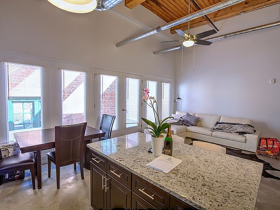 4th image of 4049 W Pine Blvd APT 110