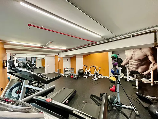 Rented by Highline Residential | media 42