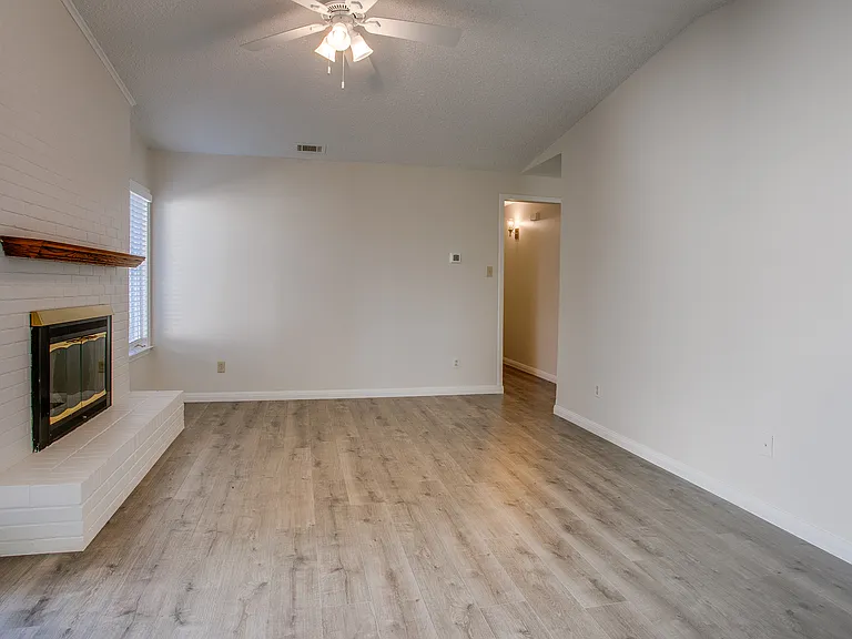 2020 Cap Rock Dr — Photo 10