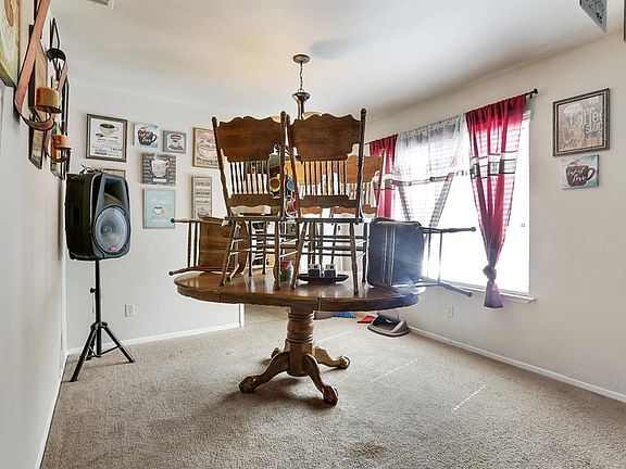 2nd image of 3625 W Whitendale Ave