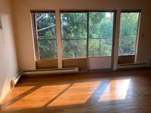 6515 4th Ave NE APT 3, Seattle, WA 98115