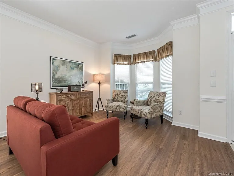8619 Grey Squirrel Ct — Photo 5